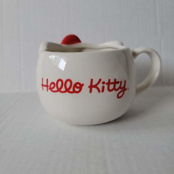 Hello Kitty Ceramic mug - Picture 2 of 8